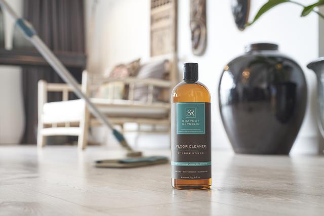 Natural Household Cleaning Floor detergent, Infused with eucalyptus essential oil to eliminate dirt, grime and germs from your floor. Does not damage wax or other protective coatings, for all floor types. Non-toxic formulation, Eco-friendly and safe for babies & kids running around at home.