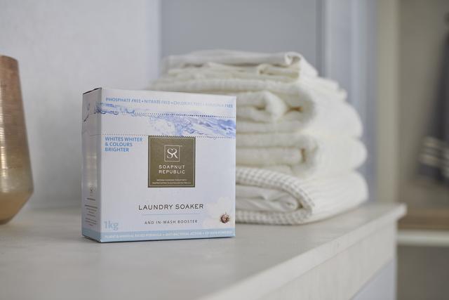 Low suds laundry soaker, non-toxic, completely natural ingredients is perfect for sensitive skin and completely safe for newborns and baby. Naturally softening, hence no need for fabric softener. Soaker is extremely gentle on skin to ensure that you're completely safe when handwashing delicate fabrics